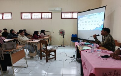 “Meningkatkan Kompetensi Bahasa Asing: Pelaksanaan Pembelajaran Bahasa Korea di PKBM Mawar”