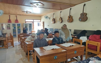 PEMBELAJARAAN INTERAKTIF PAKET A PKBM MAWAR