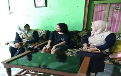 “Implementasi Program Home Visit dalam Mendukung  Proses Belajar Siswa PKBM Mawar”